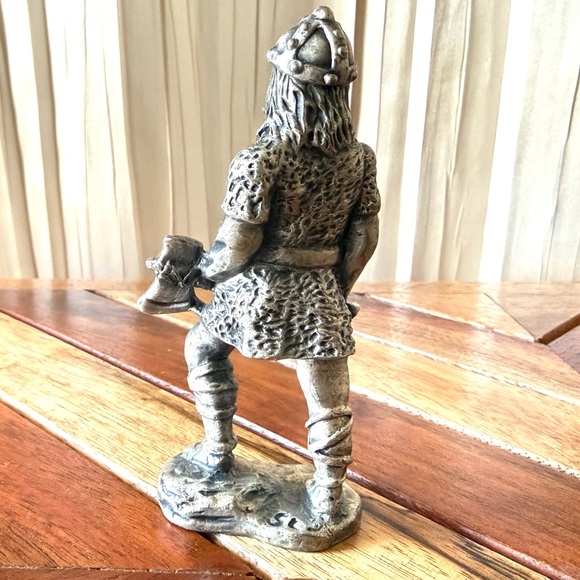 Vintage 1978 Borge Warrior/Viking Pewter Figurine - Picture 5 of 6
